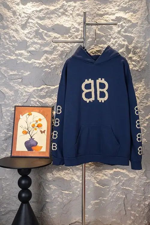 Balenciaga Knitwear & Cardigans 985775 supplier catalog reference